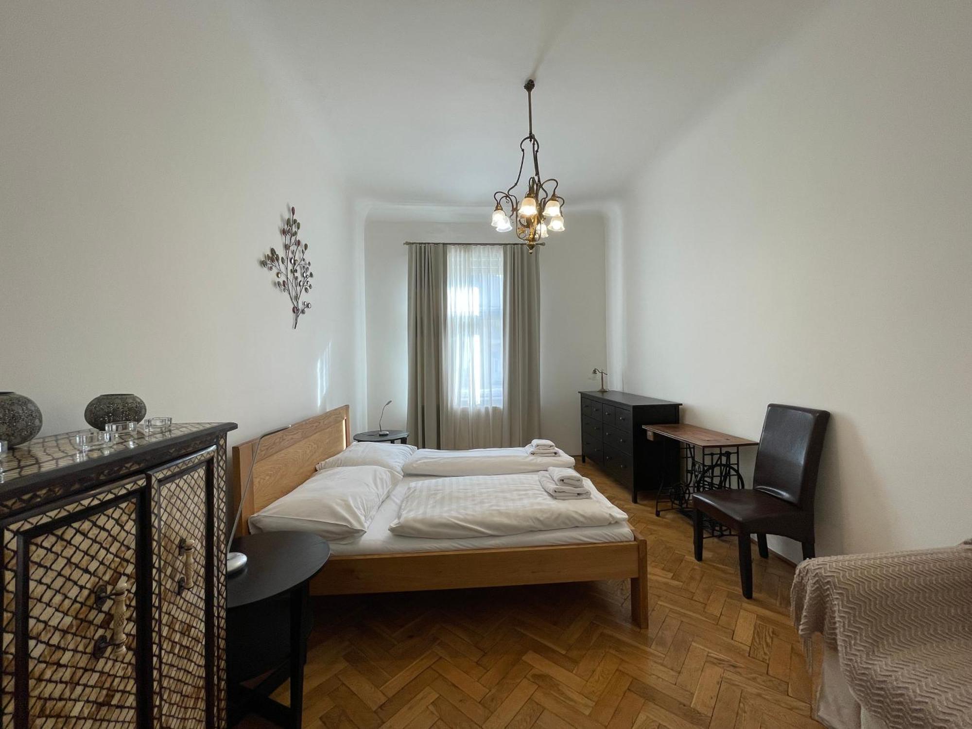 Charles Bridge Premium Residence 4* Prag